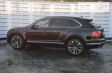 Внедорожник / Кроссовер Bentley Bentayga 2017 в Киеве