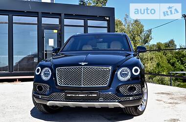 Внедорожник / Кроссовер Bentley Bentayga 2019 в Киеве