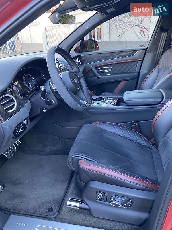 Внедорожник / Кроссовер Bentley Bentayga 2019 в Одессе
