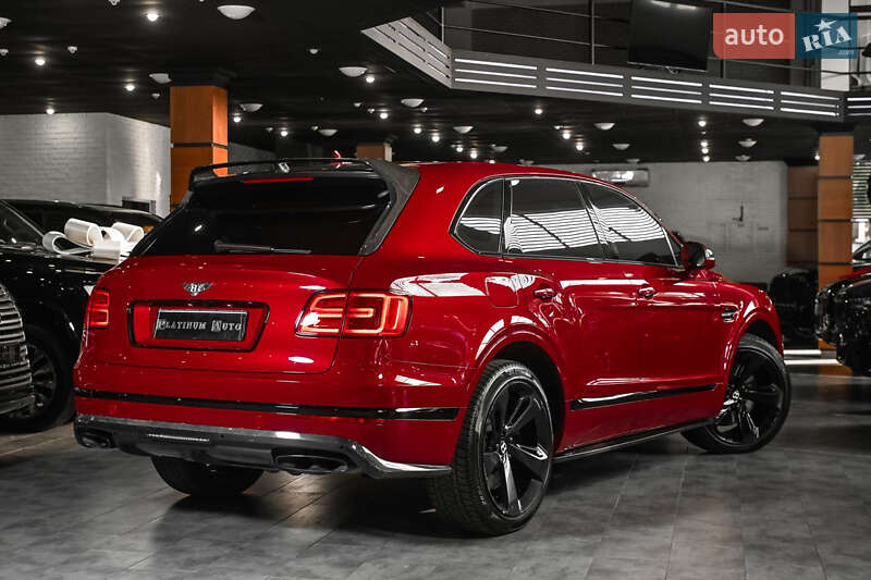 Внедорожник / Кроссовер Bentley Bentayga 2018 в Одессе фото 16 Внедорожник / Кроссовер Bentley Bentayga 2018 в Одессе
