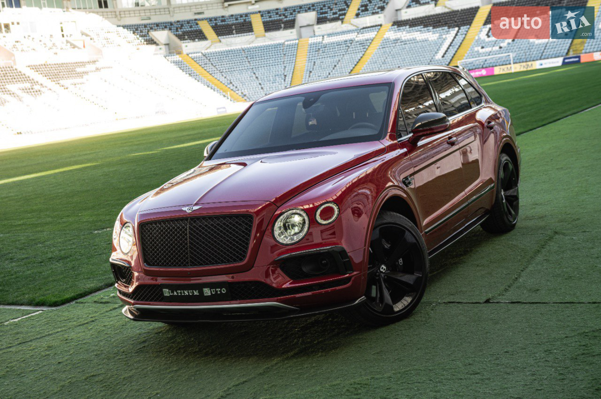 2018 Bentley Bentayga - мініатюра 4