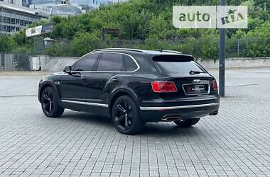 Внедорожник / Кроссовер Bentley Bentayga 2018 в Киеве