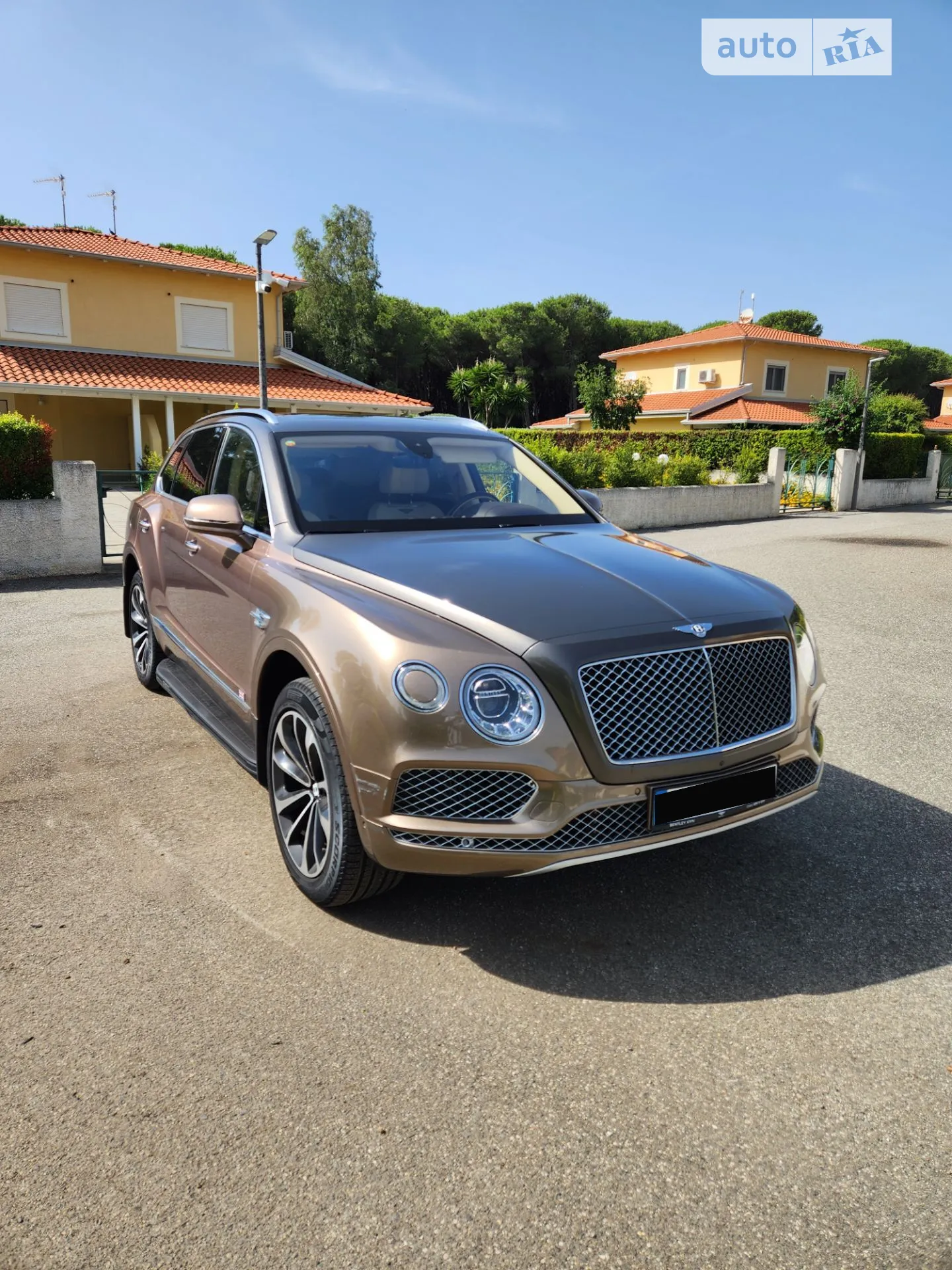 2017 Bentley Bentayga - мініатюра 4