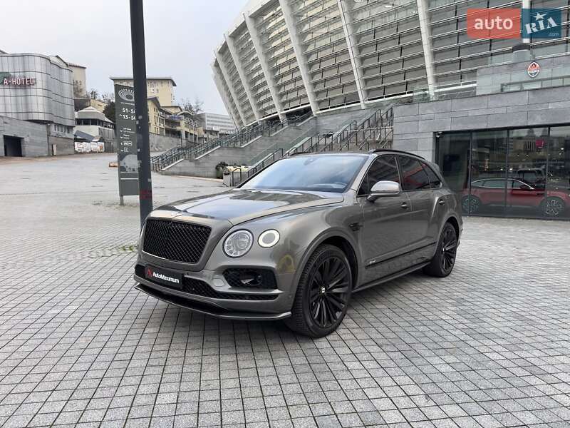 Внедорожник / Кроссовер Bentley Bentayga 2019 в Киеве