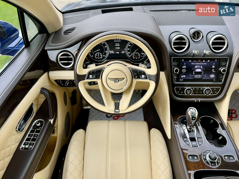 Внедорожник / Кроссовер Bentley Bentayga 2017 в Одессе фото 44 Внедорожник / Кроссовер Bentley Bentayga 2017 в Одессе