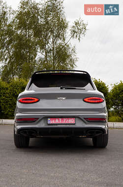 Внедорожник / Кроссовер Bentley Bentayga 2022 в 