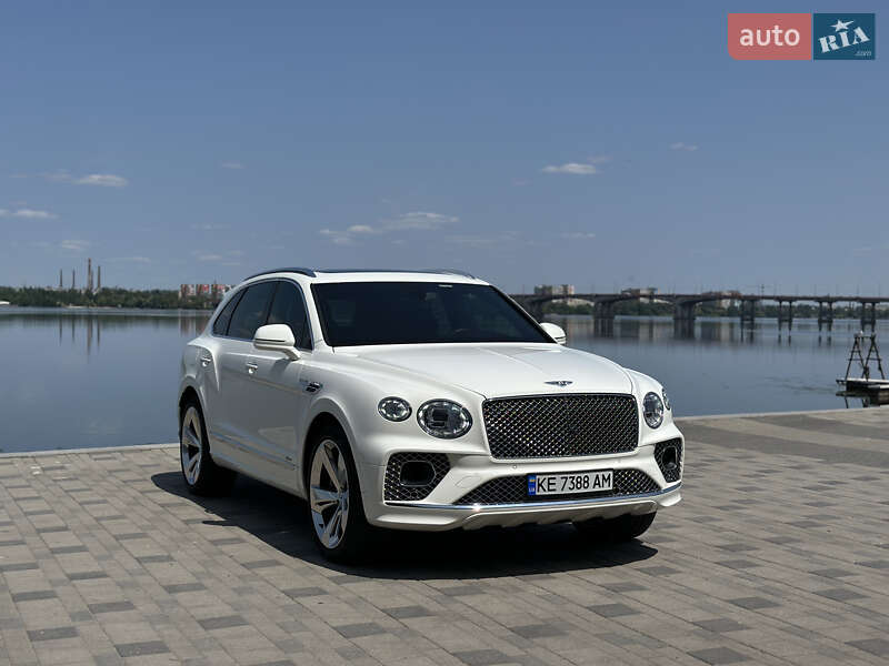 Внедорожник / Кроссовер Bentley Bentayga 2021 в 