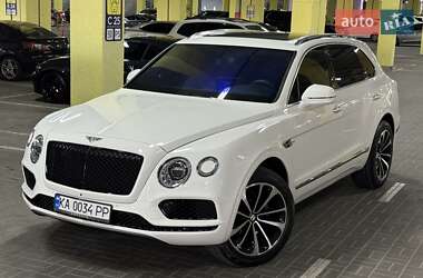 Внедорожник / Кроссовер Bentley Bentayga 2019 в 