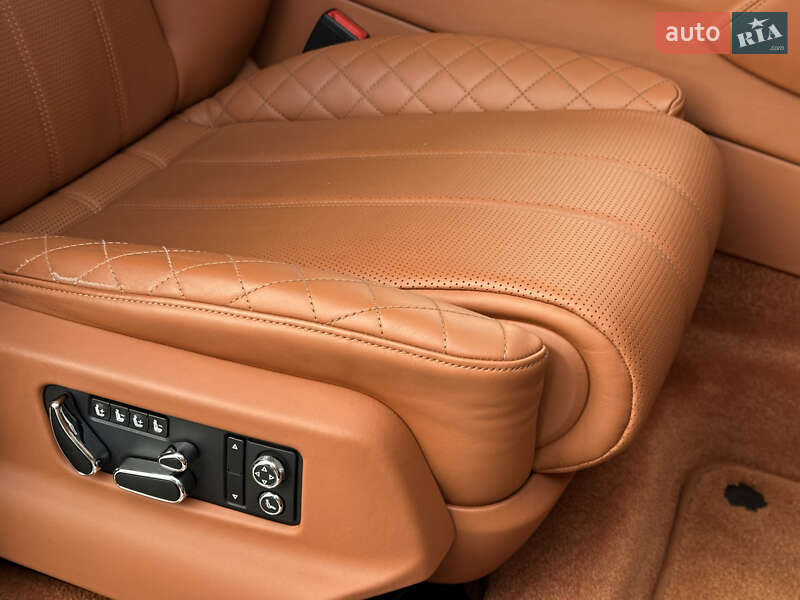 Позашляховик / Кросовер Bentley Bentayga 2016 в Києві