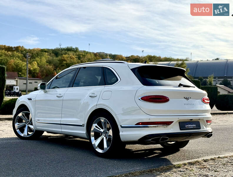 Внедорожник / Кроссовер Bentley Bentayga 2021 в Днепре