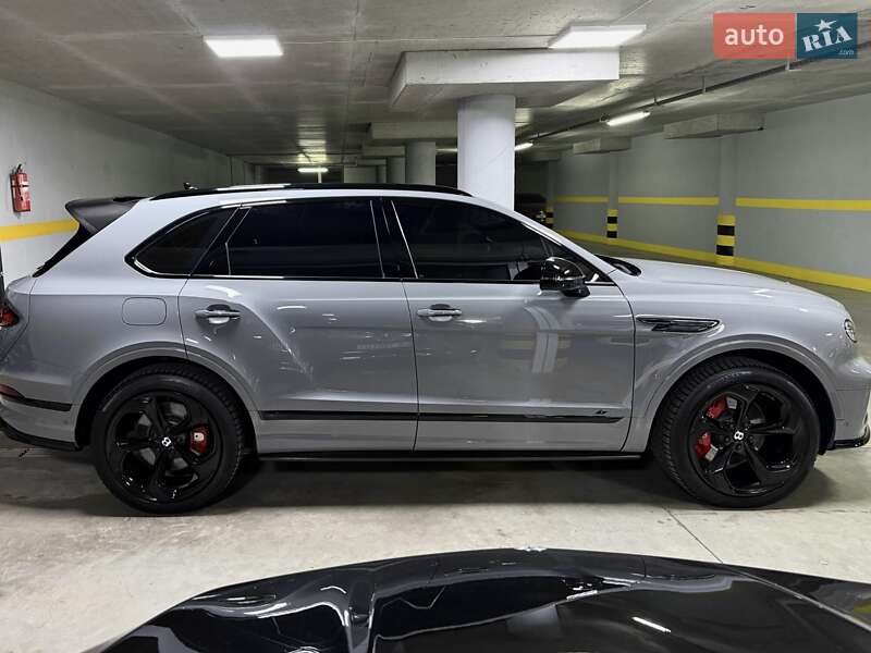 Позашляховик / Кросовер Bentley Bentayga 2022 в Києві фото 8 Позашляховик / Кросовер Bentley Bentayga 2022 в Києві