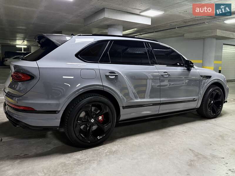 Позашляховик / Кросовер Bentley Bentayga 2022 в Києві фото 9 Позашляховик / Кросовер Bentley Bentayga 2022 в Києві