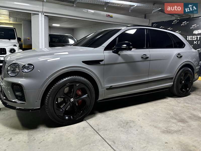 Позашляховик / Кросовер Bentley Bentayga 2022 в Києві фото 19 Позашляховик / Кросовер Bentley Bentayga 2022 в Києві