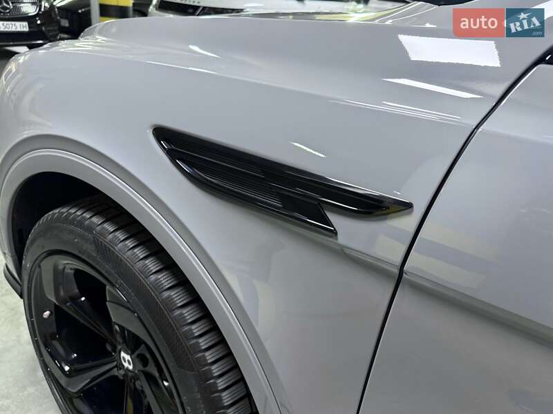 Позашляховик / Кросовер Bentley Bentayga 2022 в Києві фото 26 Позашляховик / Кросовер Bentley Bentayga 2022 в Києві