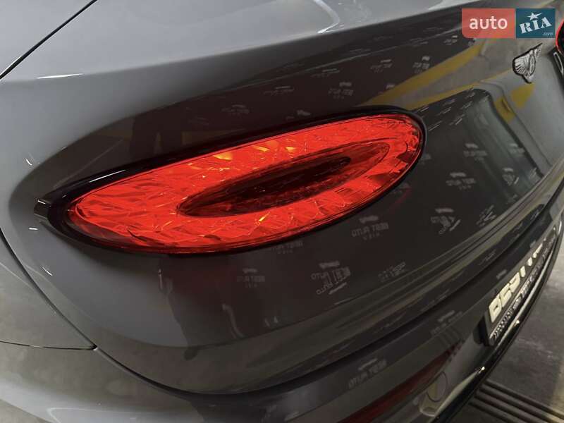 Позашляховик / Кросовер Bentley Bentayga 2022 в Києві фото 37 Позашляховик / Кросовер Bentley Bentayga 2022 в Києві