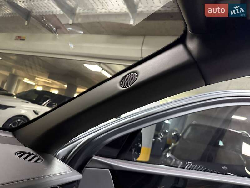 Позашляховик / Кросовер Bentley Bentayga 2022 в Києві фото 55 Позашляховик / Кросовер Bentley Bentayga 2022 в Києві