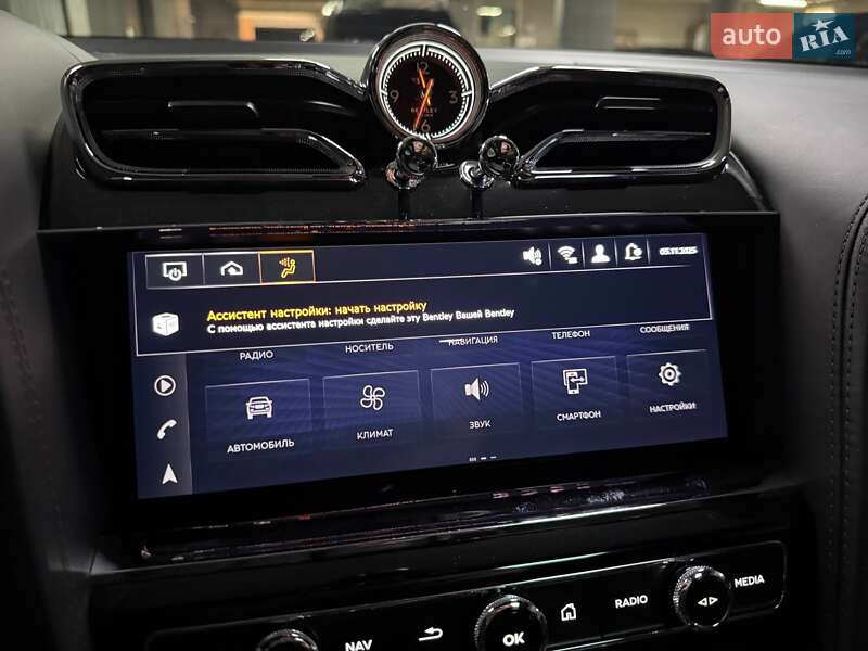 Позашляховик / Кросовер Bentley Bentayga 2022 в Києві фото 120 Позашляховик / Кросовер Bentley Bentayga 2022 в Києві