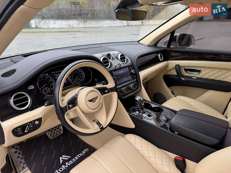 Внедорожник / Кроссовер Bentley Bentayga 2018 в Киеве фото 12 Внедорожник / Кроссовер Bentley Bentayga 2018 в Киеве