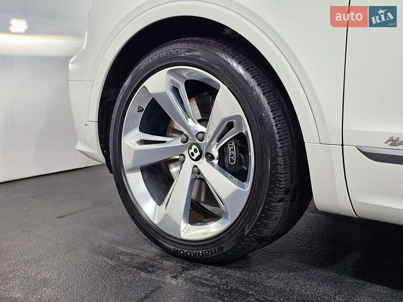 Внедорожник / Кроссовер Bentley Bentayga 2021 в Киеве фото 44 Внедорожник / Кроссовер Bentley Bentayga 2021 в Киеве