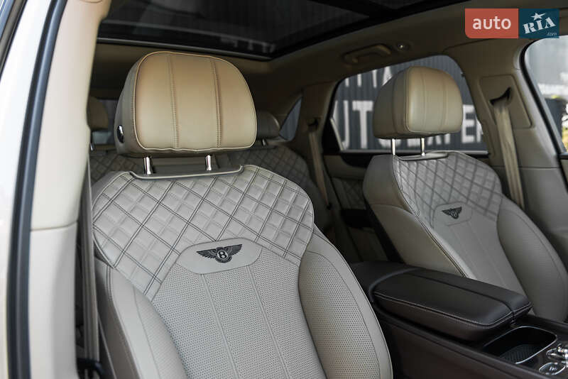 Внедорожник / Кроссовер Bentley Bentayga 2021 в Мукачево фото 44 Внедорожник / Кроссовер Bentley Bentayga 2021 в Мукачево