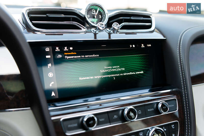 Внедорожник / Кроссовер Bentley Bentayga 2021 в Мукачево фото 54 Внедорожник / Кроссовер Bentley Bentayga 2021 в Мукачево