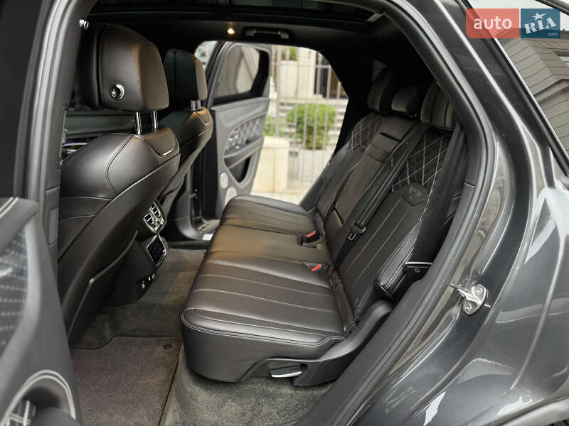 Внедорожник / Кроссовер Bentley Bentayga 2020 в Киеве