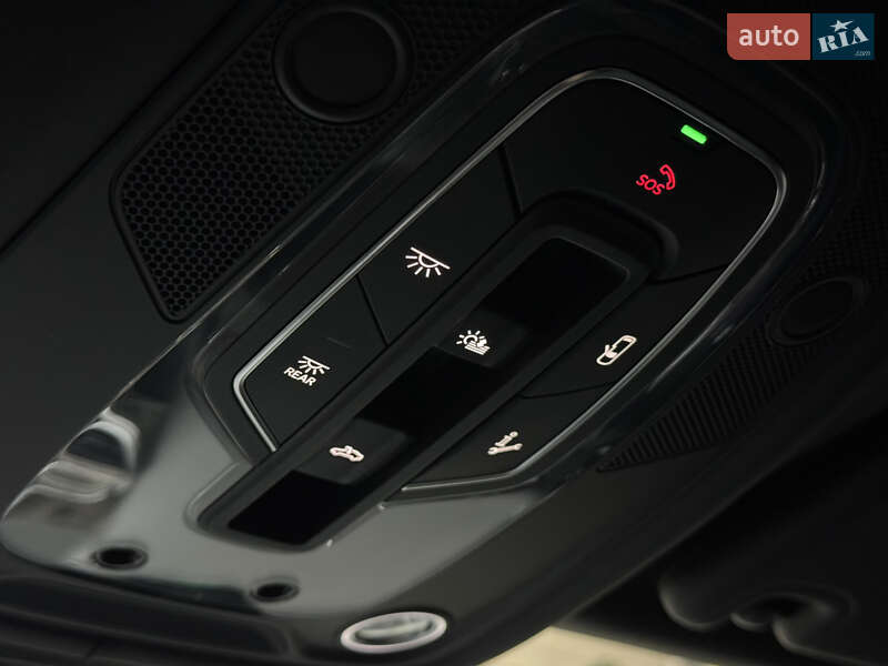 Внедорожник / Кроссовер Bentley Bentayga 2020 в Киеве