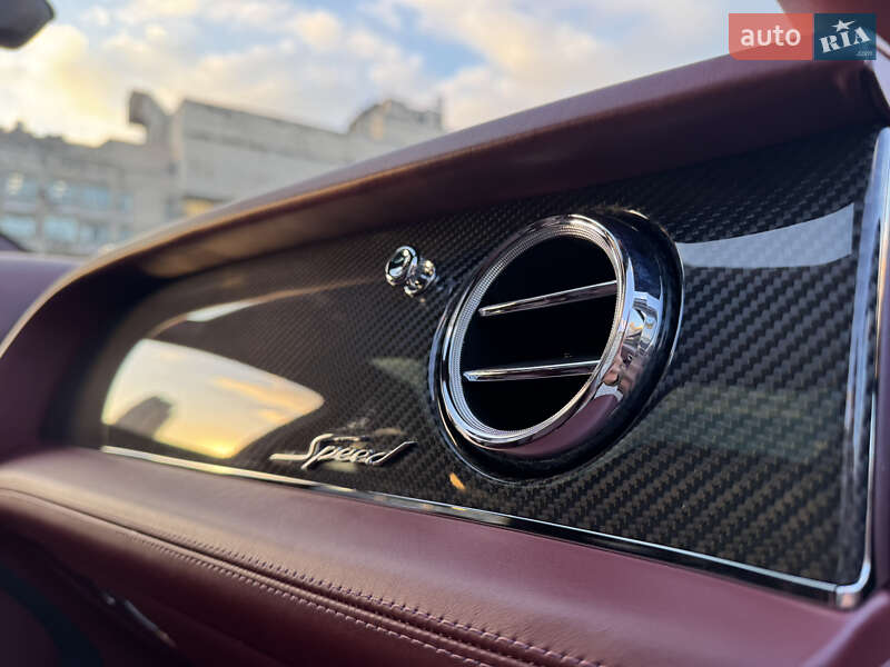 Внедорожник / Кроссовер Bentley Bentayga 2021 в Киеве