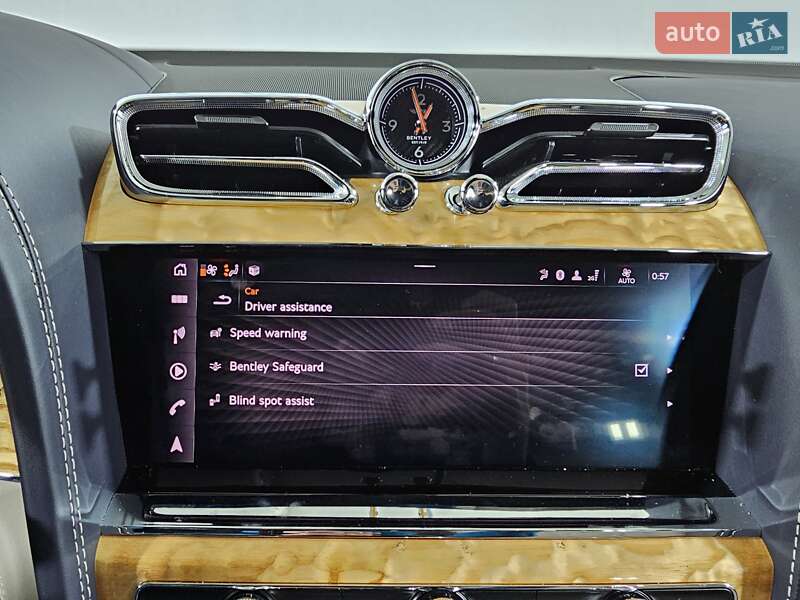 Внедорожник / Кроссовер Bentley Bentayga 2022 в Киеве фото 31 Внедорожник / Кроссовер Bentley Bentayga 2022 в Киеве