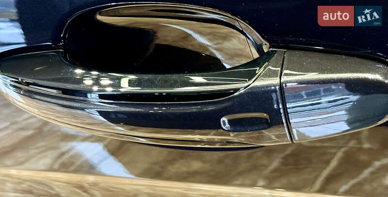 Внедорожник / Кроссовер Bentley Bentayga 2021 в Киеве фото 12 Внедорожник / Кроссовер Bentley Bentayga 2021 в Киеве