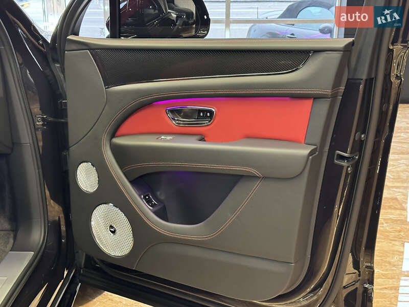 Внедорожник / Кроссовер Bentley Bentayga 2021 в Киеве фото 71 Внедорожник / Кроссовер Bentley Bentayga 2021 в Киеве