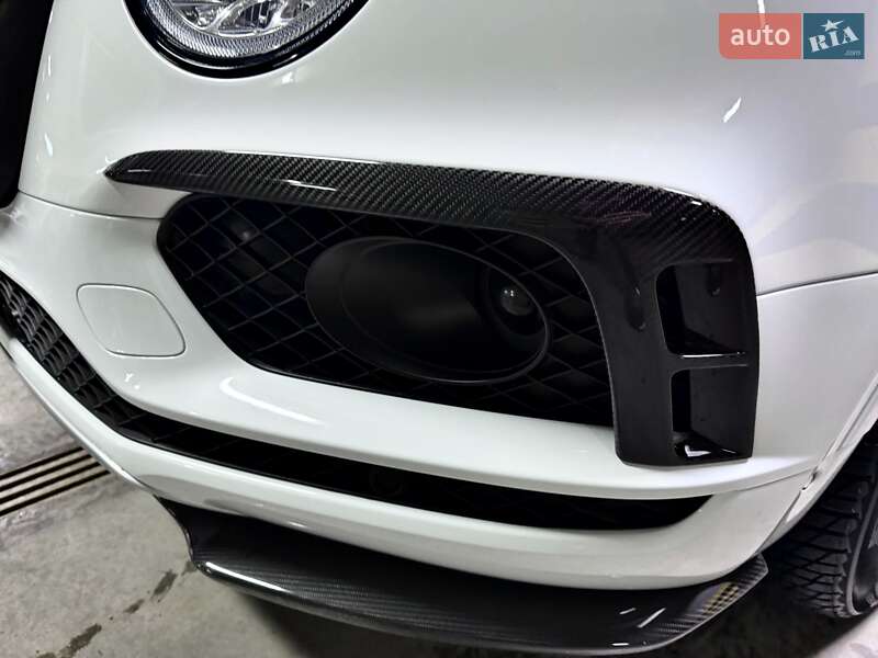 Внедорожник / Кроссовер Bentley Bentayga 2018 в Киеве