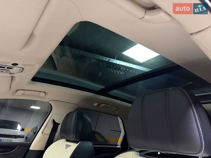 Внедорожник / Кроссовер Bentley Bentayga 2018 в Киеве