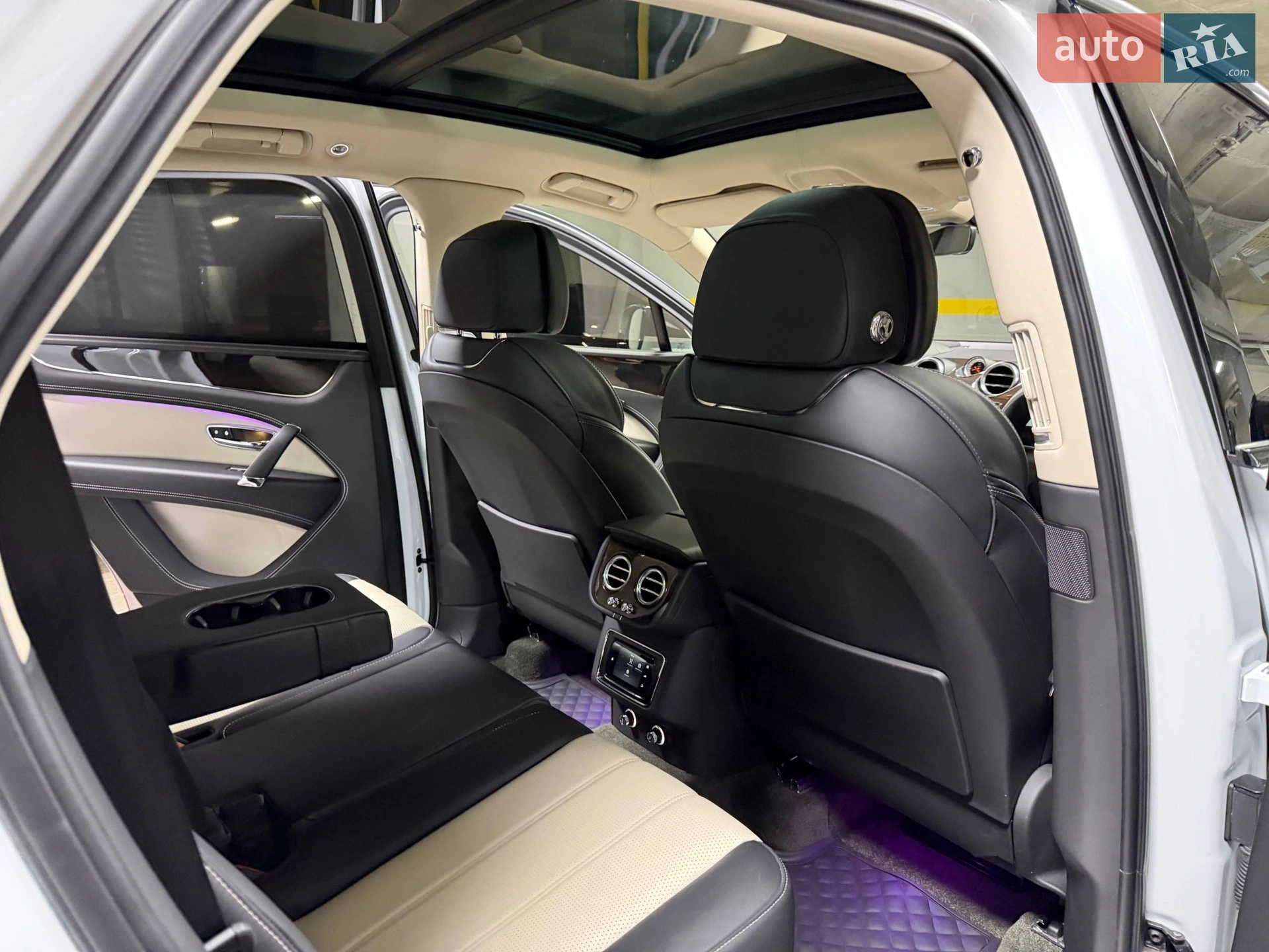 2018 Bentley Bentayga - мініатюра 90