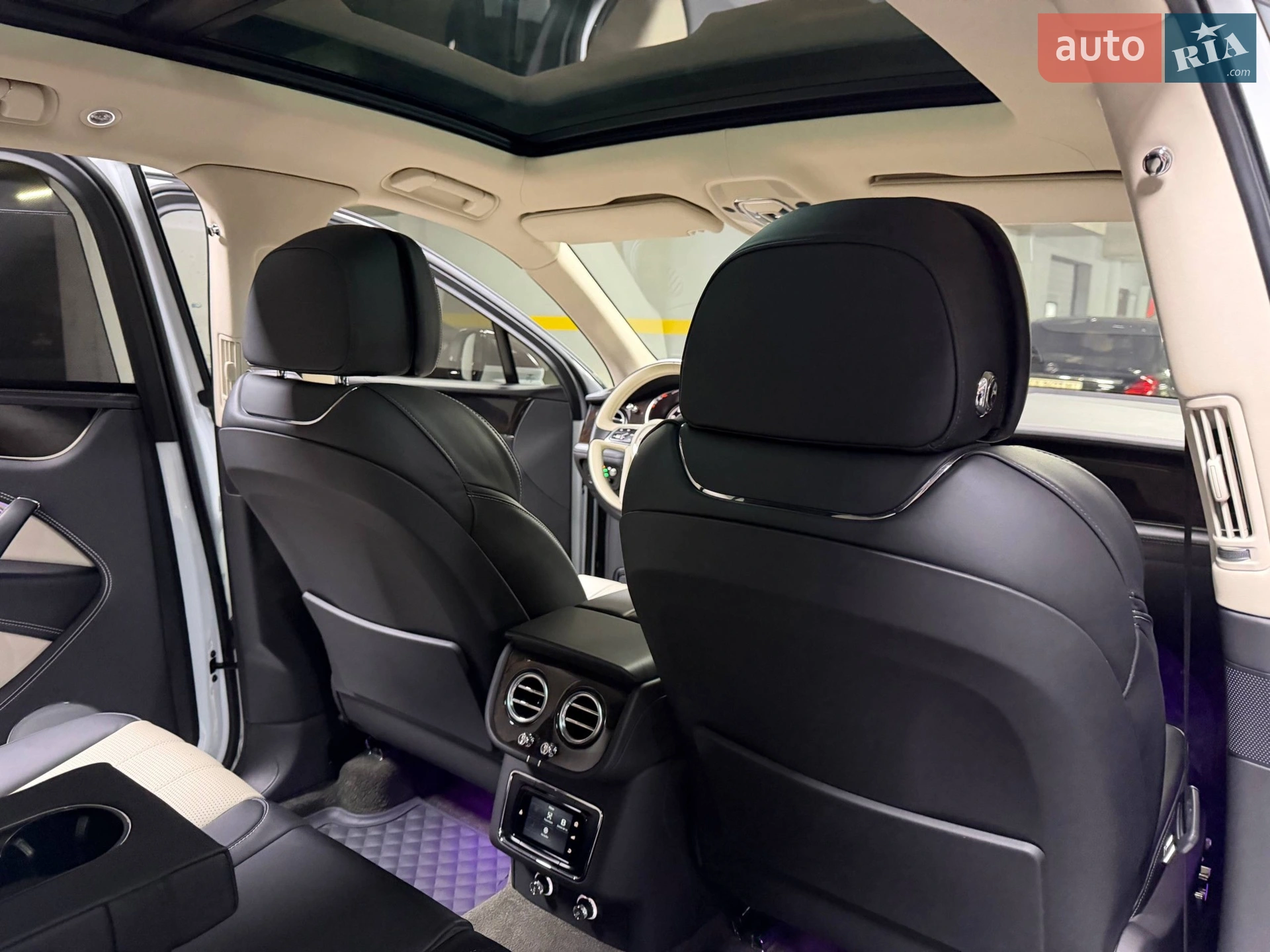 2018 Bentley Bentayga - мініатюра 89