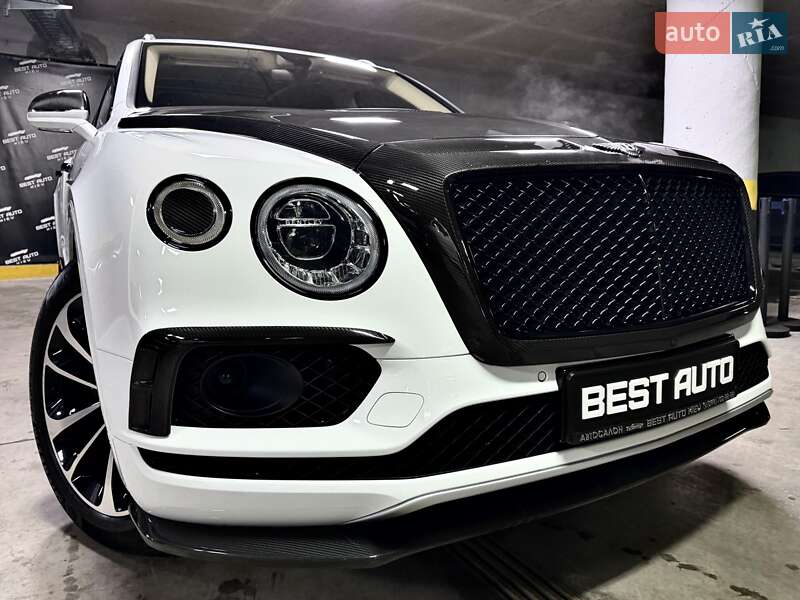 Внедорожник / Кроссовер Bentley Bentayga 2018 в Киеве