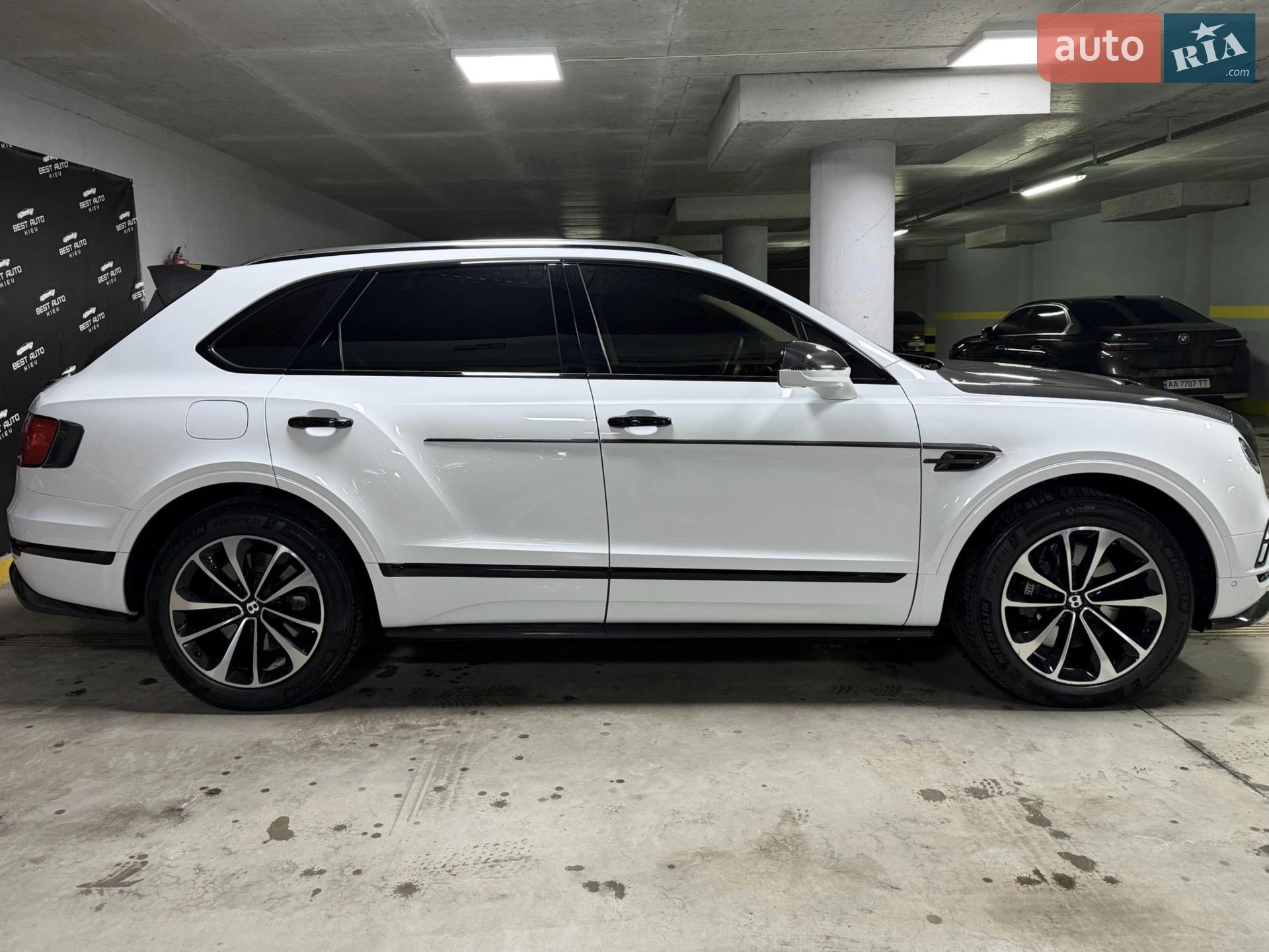 2018 Bentley Bentayga - мініатюра 8