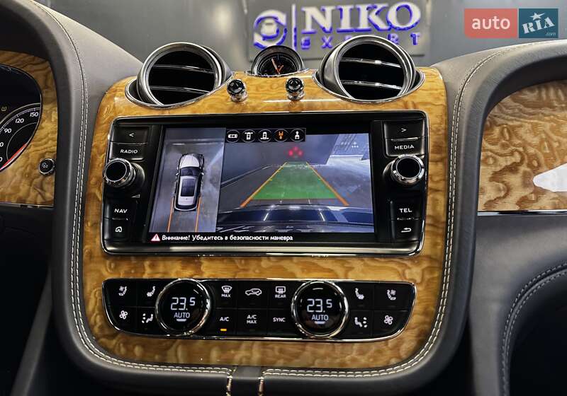 Позашляховик / Кросовер Bentley Bentayga 2017 в Києві