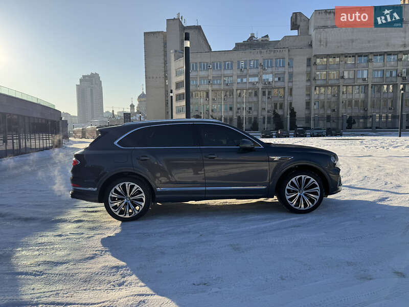 Позашляховик / Кросовер Bentley Bentayga 2023 в Києві фото 8 Позашляховик / Кросовер Bentley Bentayga 2023 в Києві