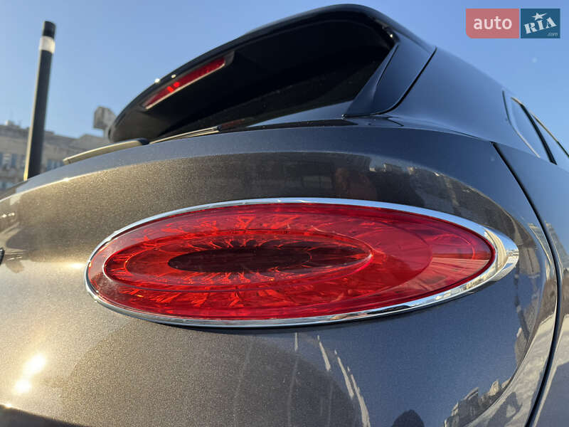 Позашляховик / Кросовер Bentley Bentayga 2023 в Києві фото 9 Позашляховик / Кросовер Bentley Bentayga 2023 в Києві