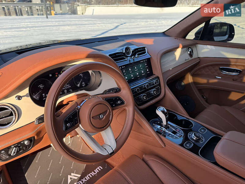 Позашляховик / Кросовер Bentley Bentayga 2023 в Києві фото 16 Позашляховик / Кросовер Bentley Bentayga 2023 в Києві