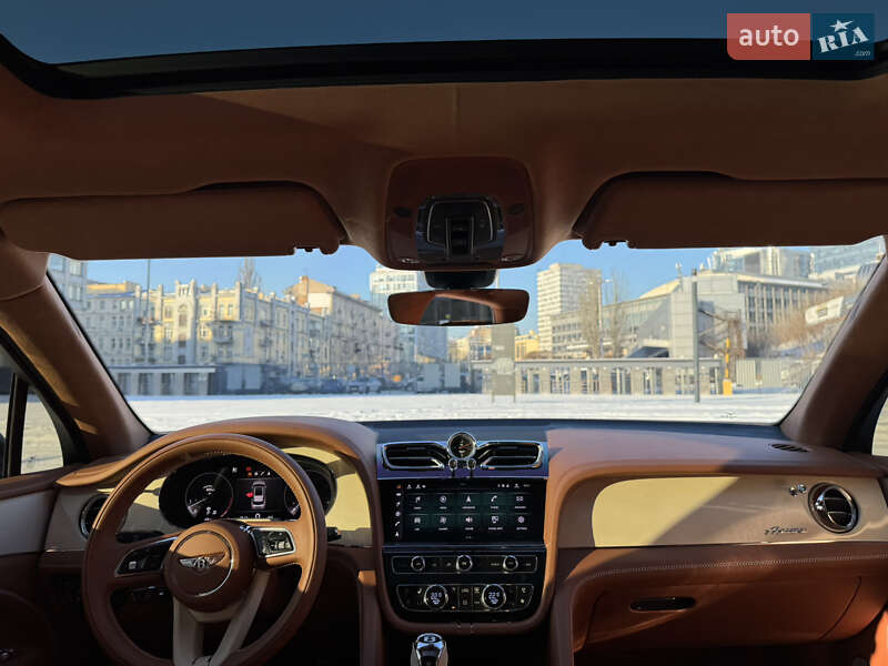 Позашляховик / Кросовер Bentley Bentayga 2023 в Києві фото 24 Позашляховик / Кросовер Bentley Bentayga 2023 в Києві
