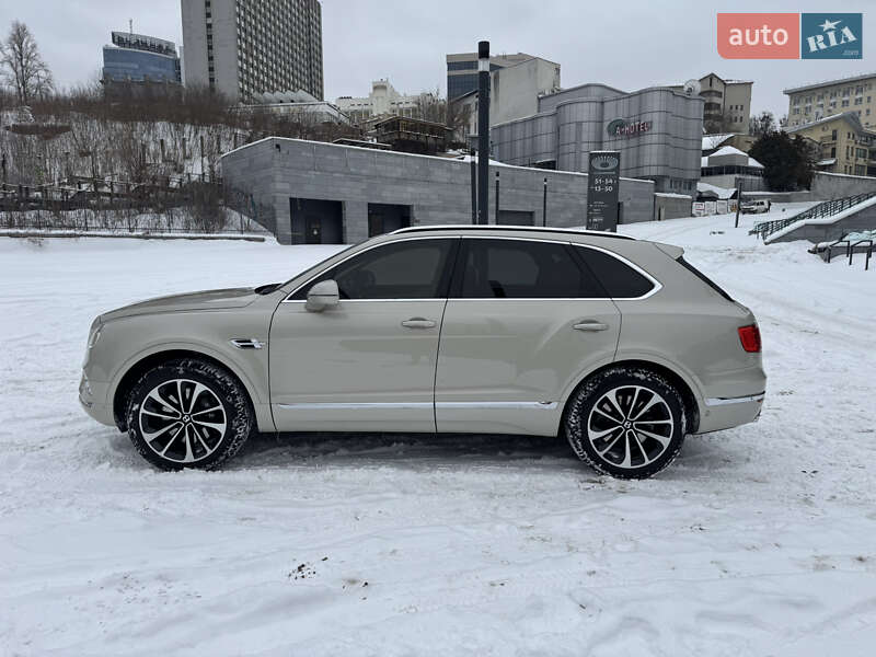 Позашляховик / Кросовер Bentley Bentayga 2018 в Києві