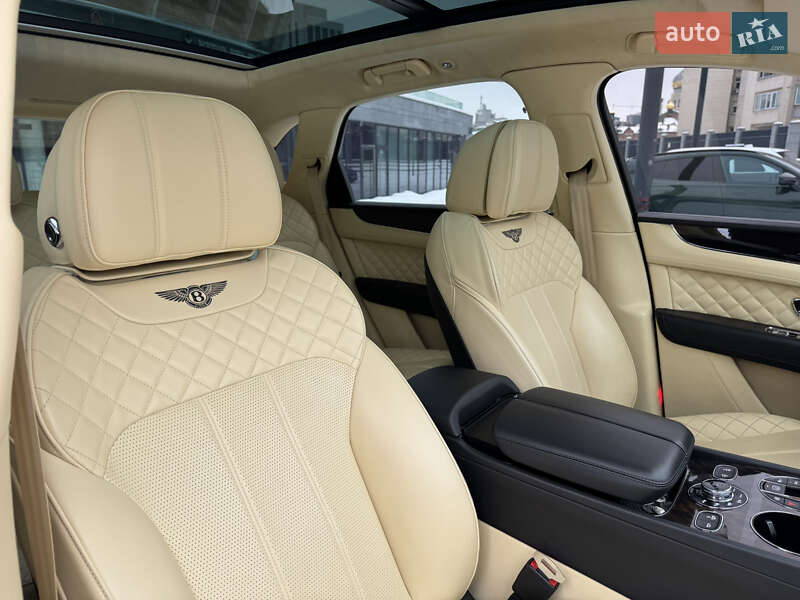 Позашляховик / Кросовер Bentley Bentayga 2018 в Києві