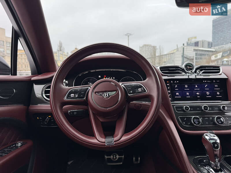 Позашляховик / Кросовер Bentley Bentayga 2021 в Києві