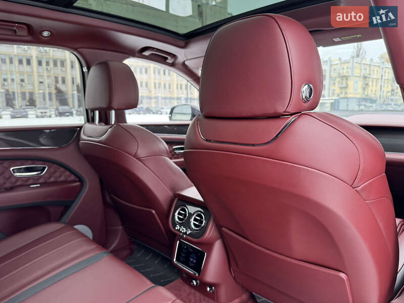 Позашляховик / Кросовер Bentley Bentayga 2021 в Києві