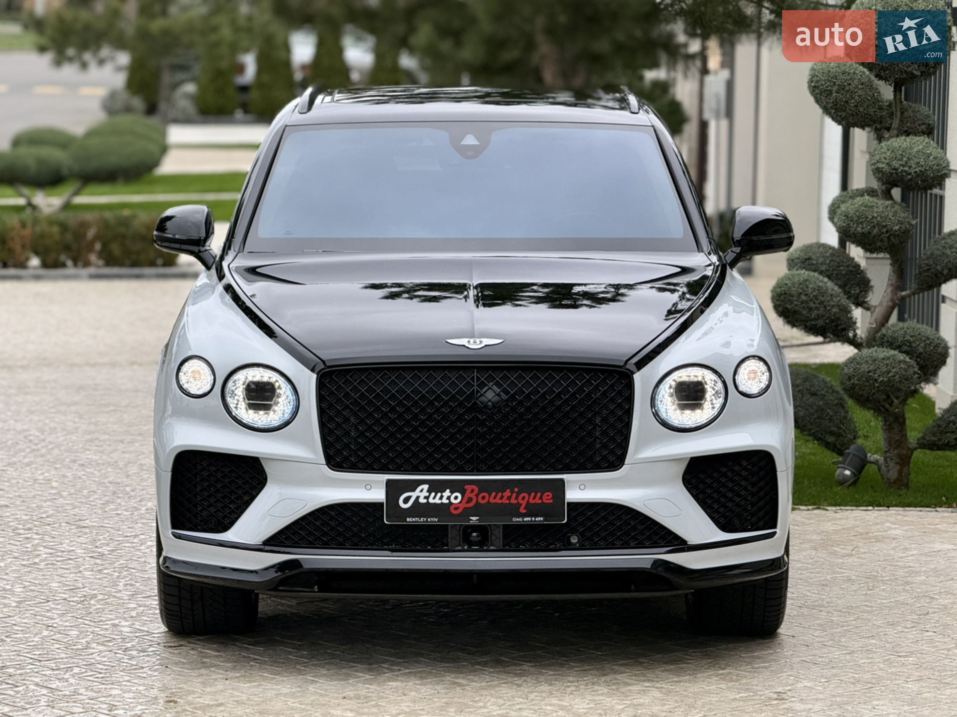 2024 Bentley Bentayga - мініатюра 2