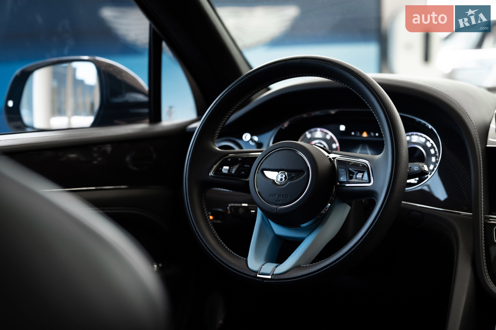 2024 Bentley Bentayga - мініатюра 9