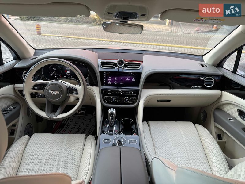 Внедорожник / Кроссовер Bentley Bentayga 2023 в Львове