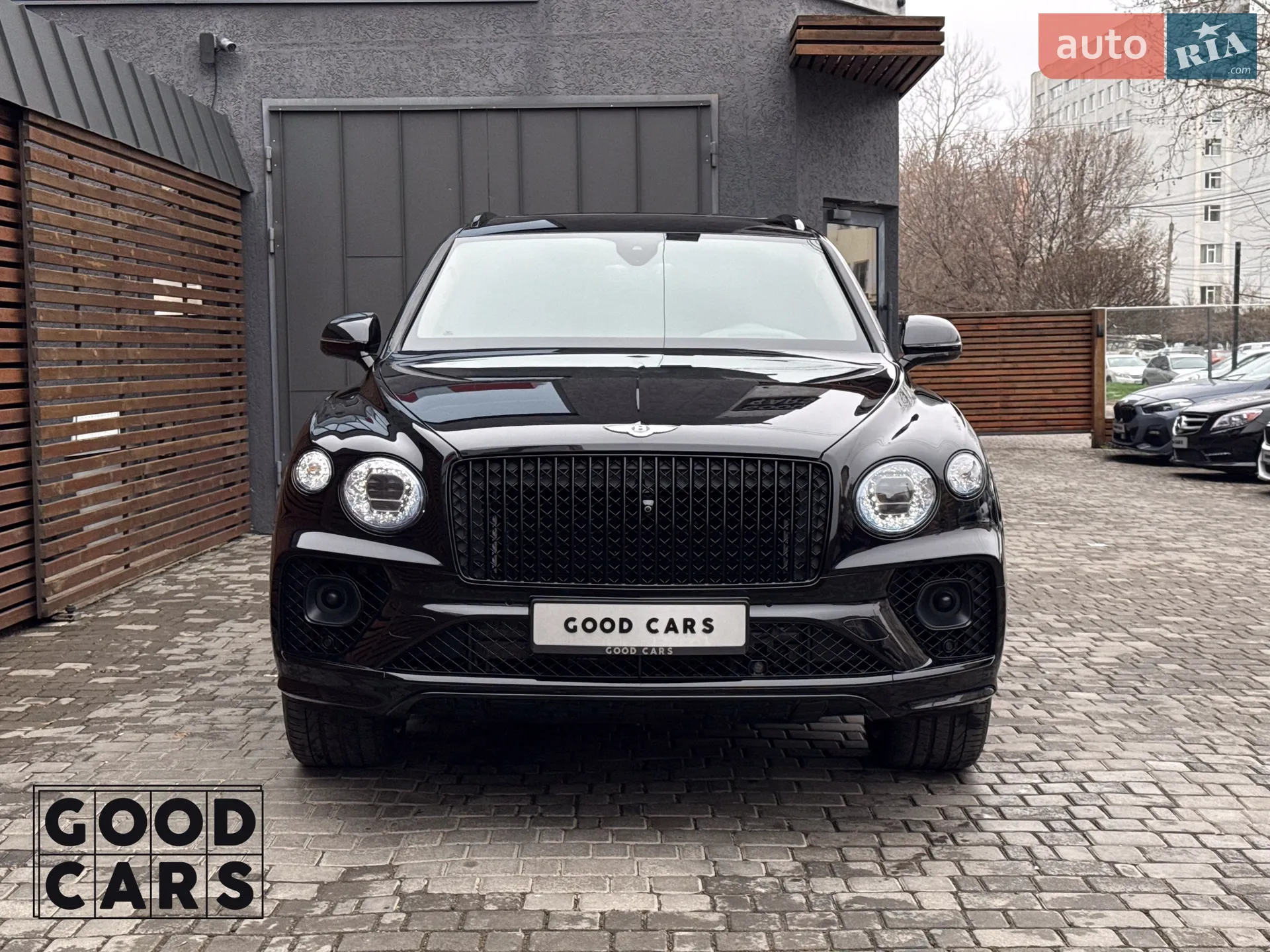 2022 Bentley Bentayga - мініатюра 2
